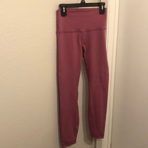 Lululemon pink yoga pants